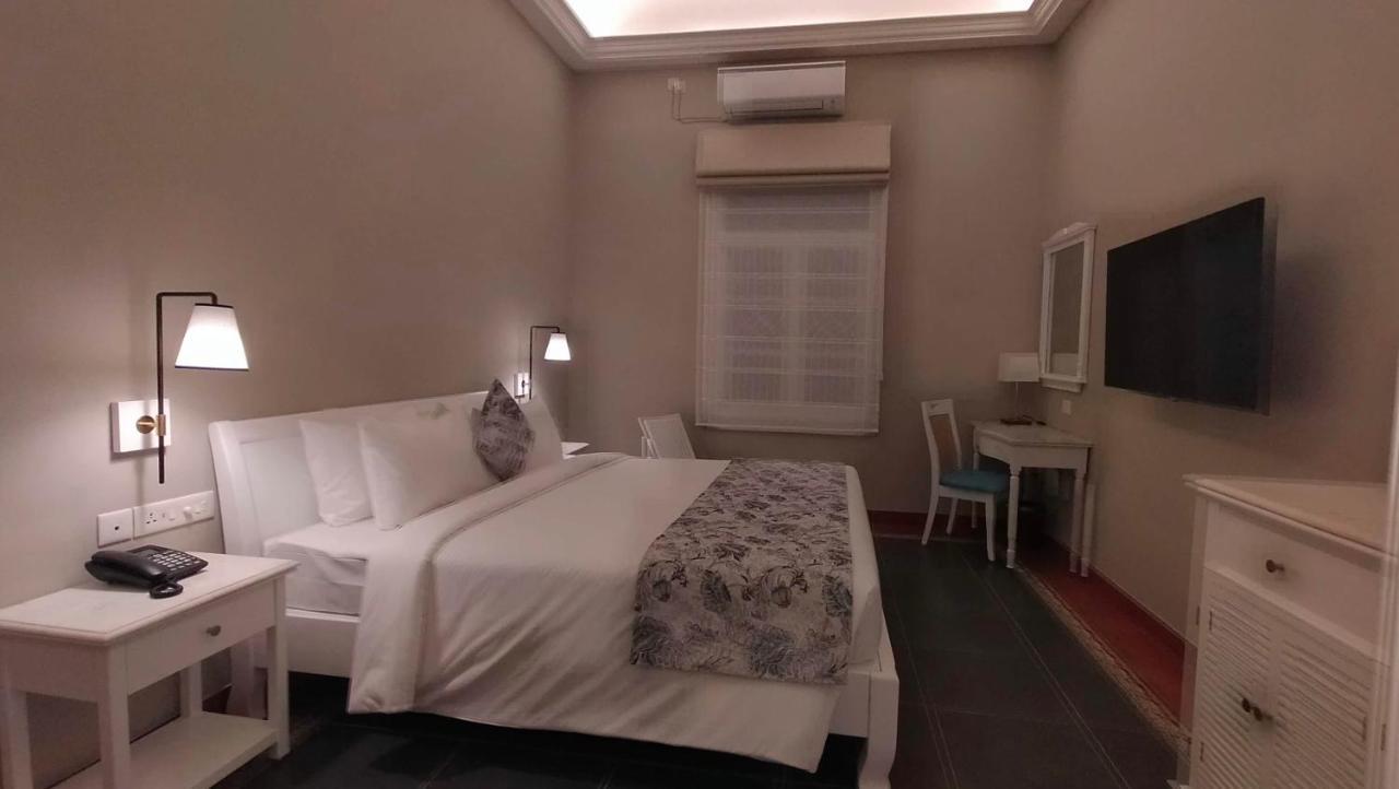 Villa Cavi Pondicherry Bagian luar foto