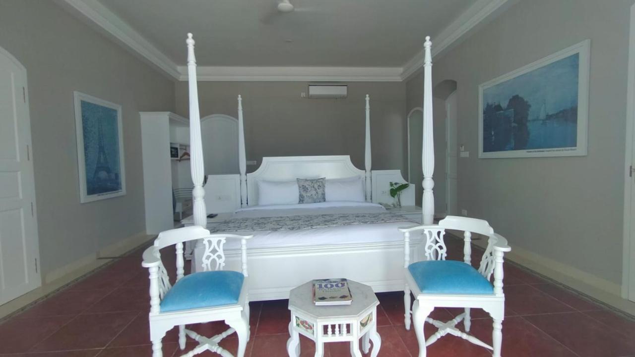 Villa Cavi Pondicherry Bagian luar foto
